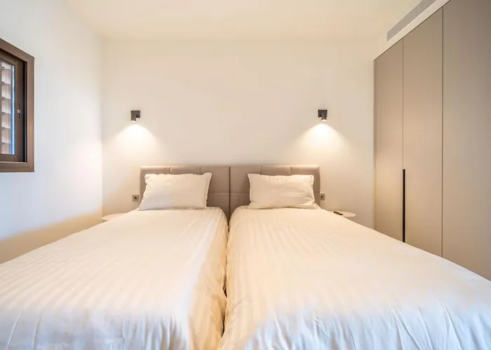 The Valley Atardecer De Ensueno * Fuengirola