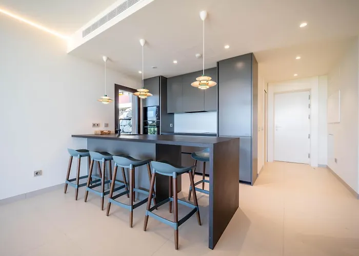 The Valley Atardecer De Ensueno * Fuengirola